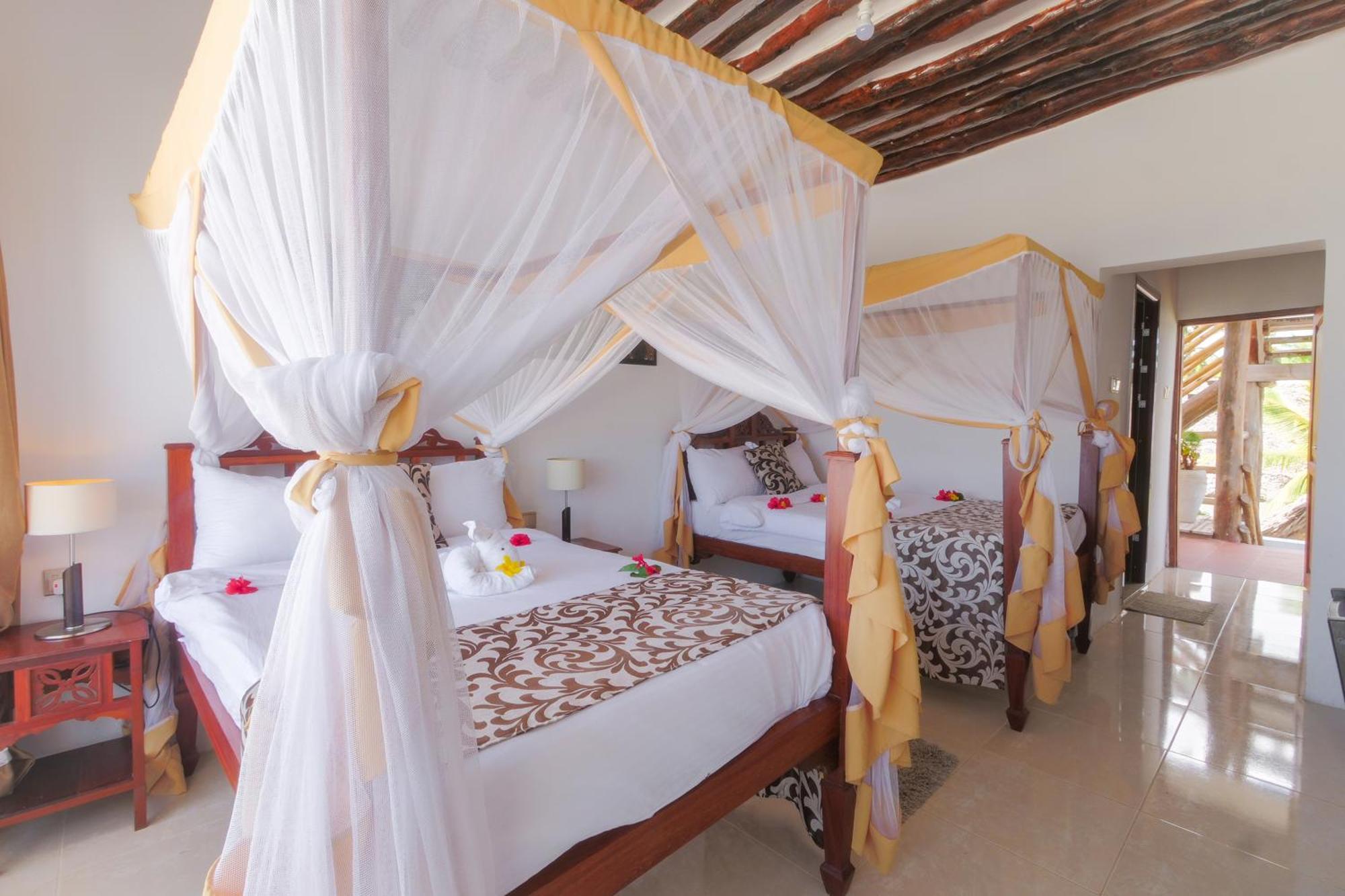 Isla Bonita Zanzibar Beach Resort Матемве Экстерьер фото