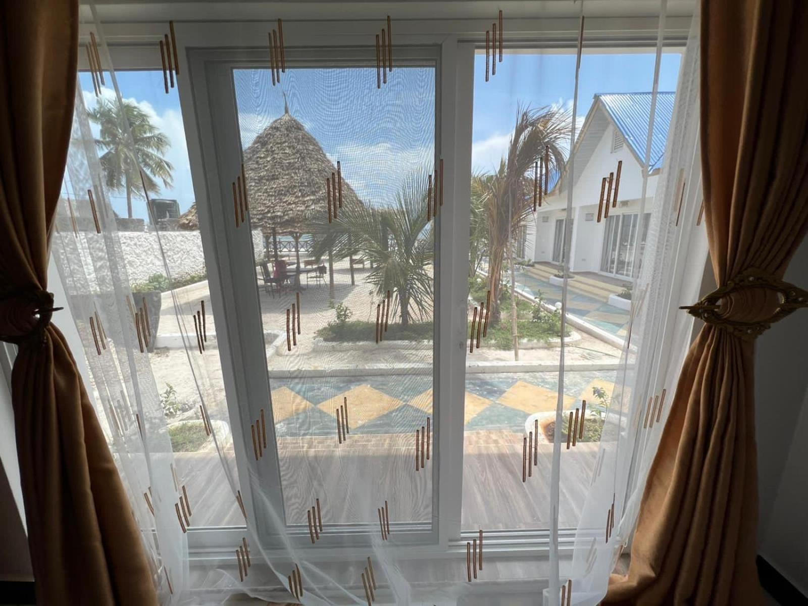 Isla Bonita Zanzibar Beach Resort Матемве Экстерьер фото