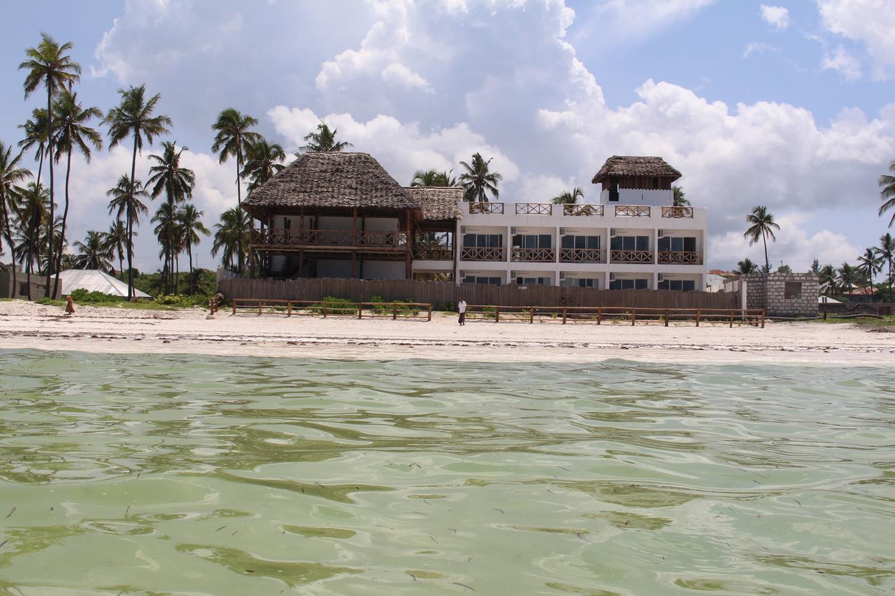 Isla Bonita Zanzibar Beach Resort Матемве Экстерьер фото