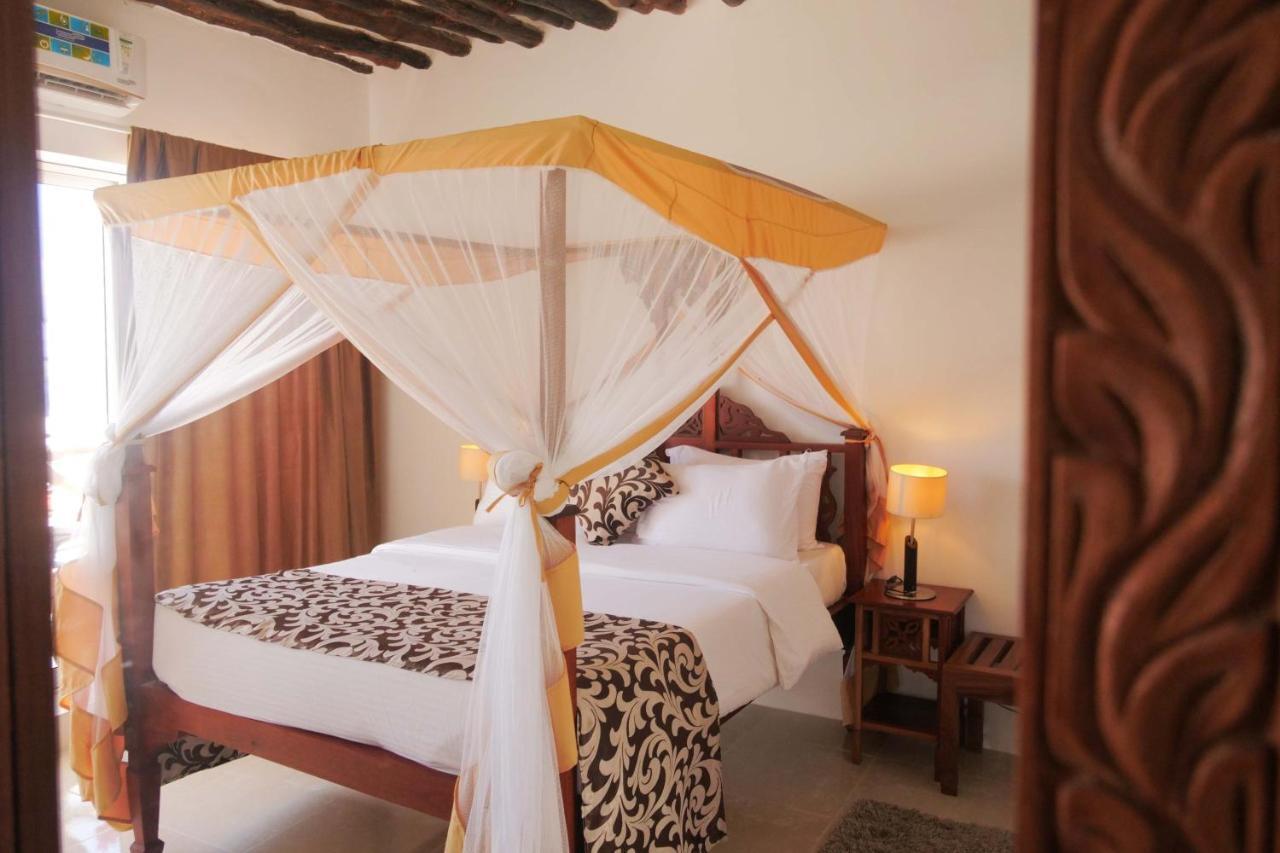 Isla Bonita Zanzibar Beach Resort Матемве Экстерьер фото