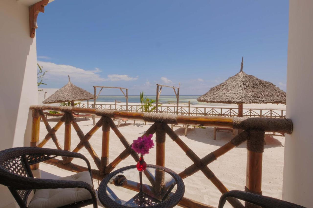 Isla Bonita Zanzibar Beach Resort Матемве Экстерьер фото